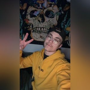 Meet your Posher, Gabriel